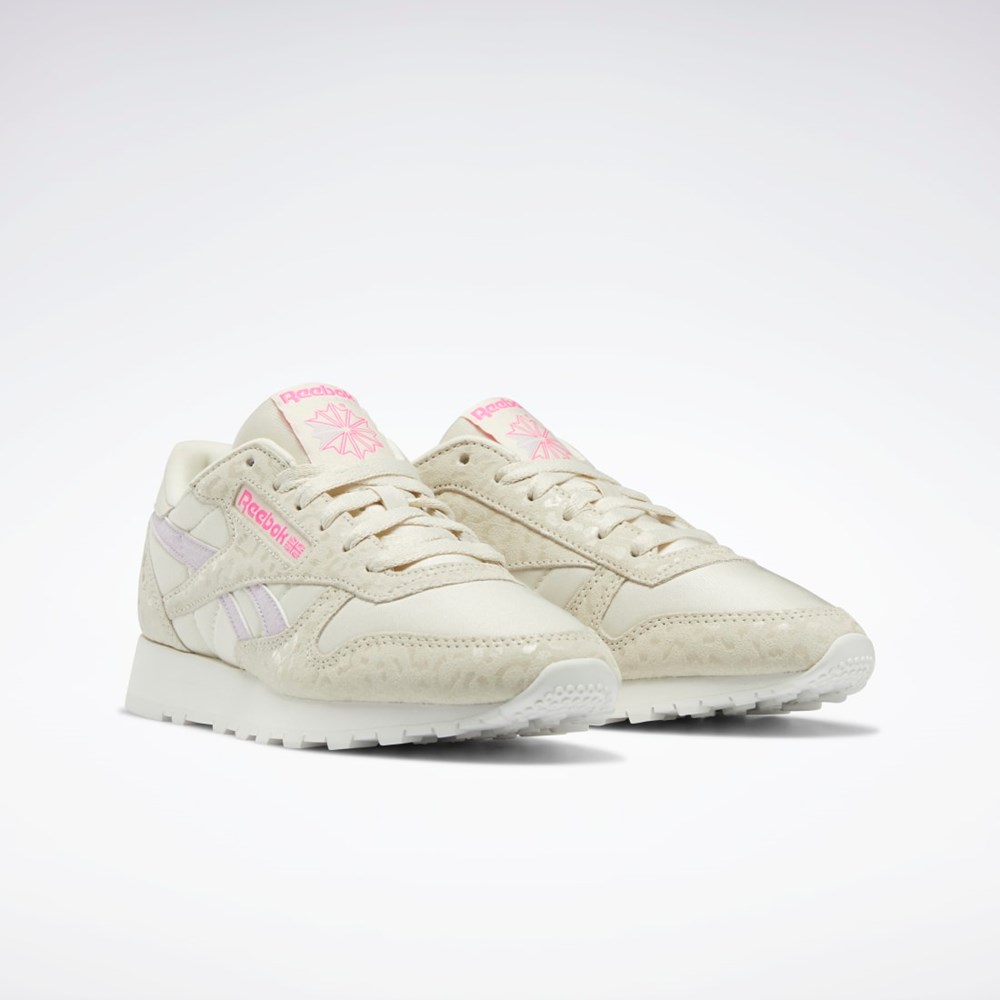 Reebok Classic Leather Shoes Alabaster / Chalk / Quartz Glow | WOIAYG-468