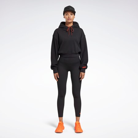 Reebok Victoria Beckham Crop Logo Hoodie Svarte | XPCSFT-146